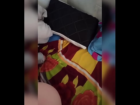 ❤️ 我的室友因为丈夫去度假而独自呆在家里，我趁机操她，用牛奶填满她的屁股 Porn video ❌️
