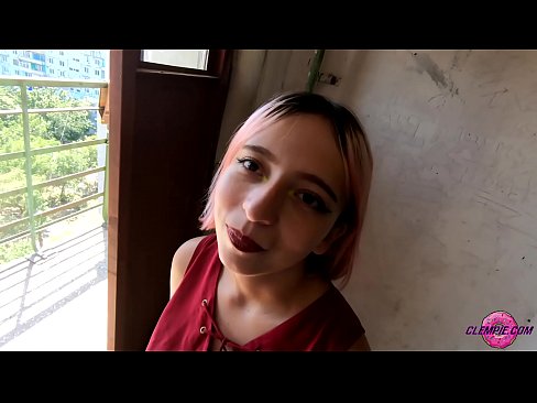 ❤️ 学生Sensual在内陆地区吸食陌生人--在他脸上射精 Porn video ❌️